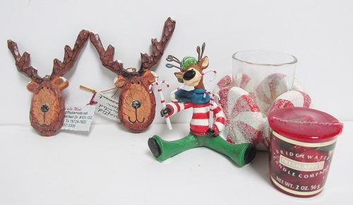 Handcrafted & Painted Reindeer ChristmasTime Hanging Resin Orn. & Votive Candle Holder